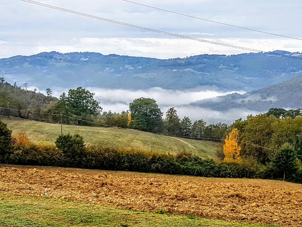 Il panorama delle colline e della valle